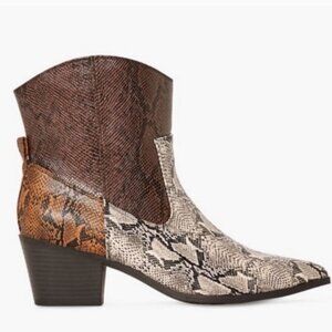 Just Fab SZ 9 Violet Snakeskin Ankle Boot Animal Western Edgy Boho Southwestern